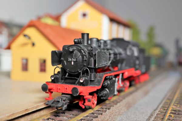 DB 24 041